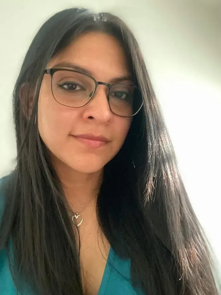 Jeny Lopez, Administrative Project Coordinator at Emergency Mitigation Services and IICRC certified in water damage restoration